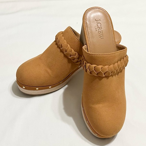 J. Crew Women’s Sueded Vegan Leather Clogs, Camel Tan with Gold Studs - 7 - Picture 14 of 16